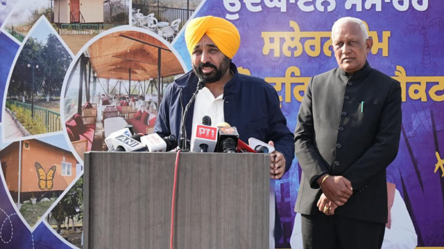 CM Bhagwant Mann Extolls Sadak Surakhya Force As Punjab Shows New Path In Road Security