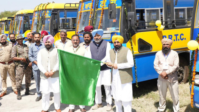 CM Bhagwant Singh Mann accelerates Punjab’s transport transformation, flags off 250 new buses for PRTC fleet