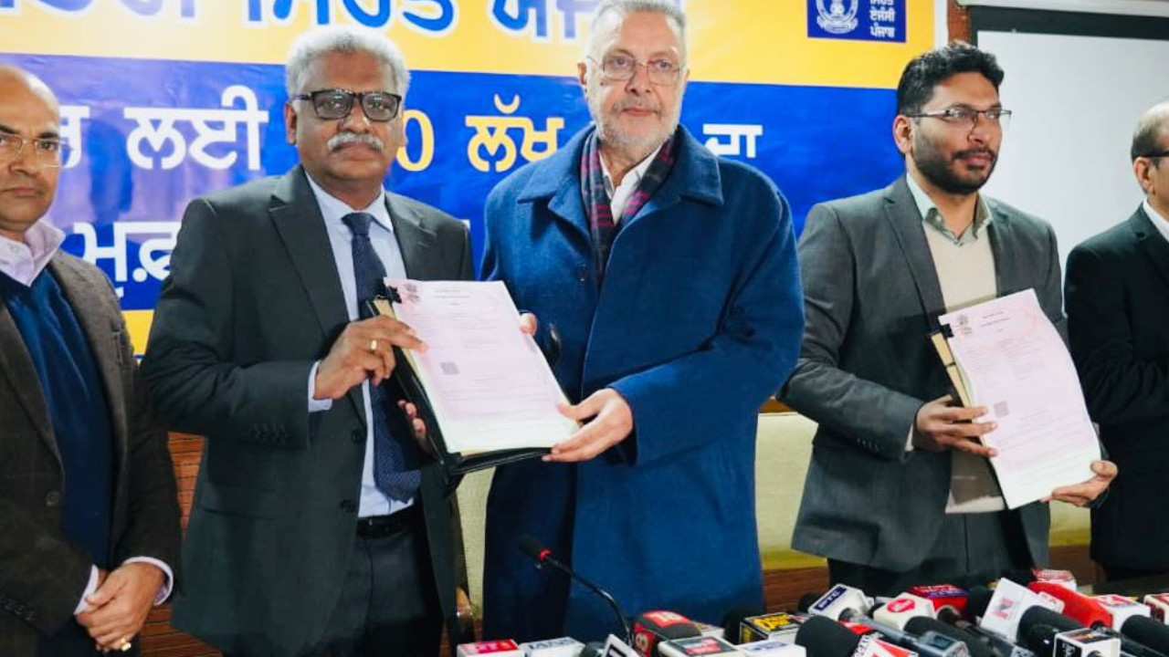 Punjab To Roll Out Cashless Health Insurance Worth Rs 10 Lakh As State Govt Signs MoU